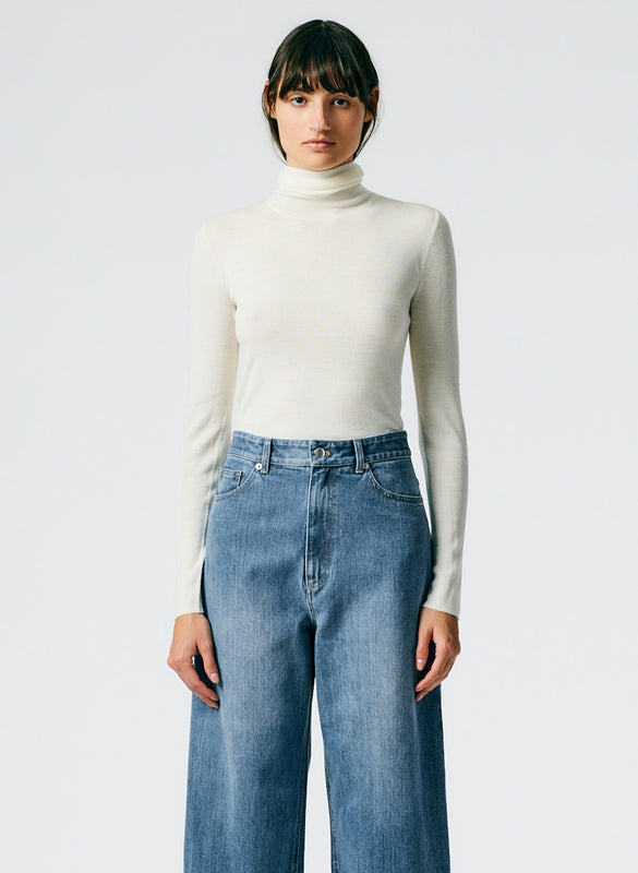 Featherweight Ribbed Sweater Turtleneck Pullover