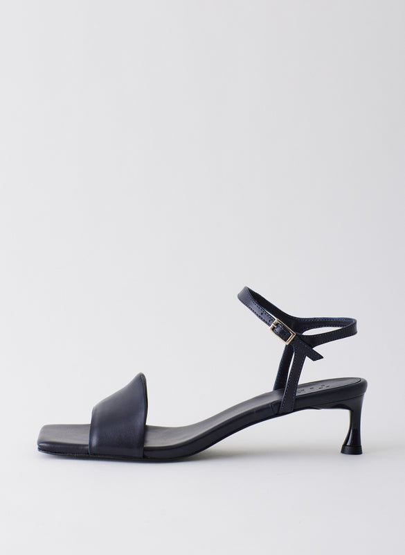 Wilbur Sandal